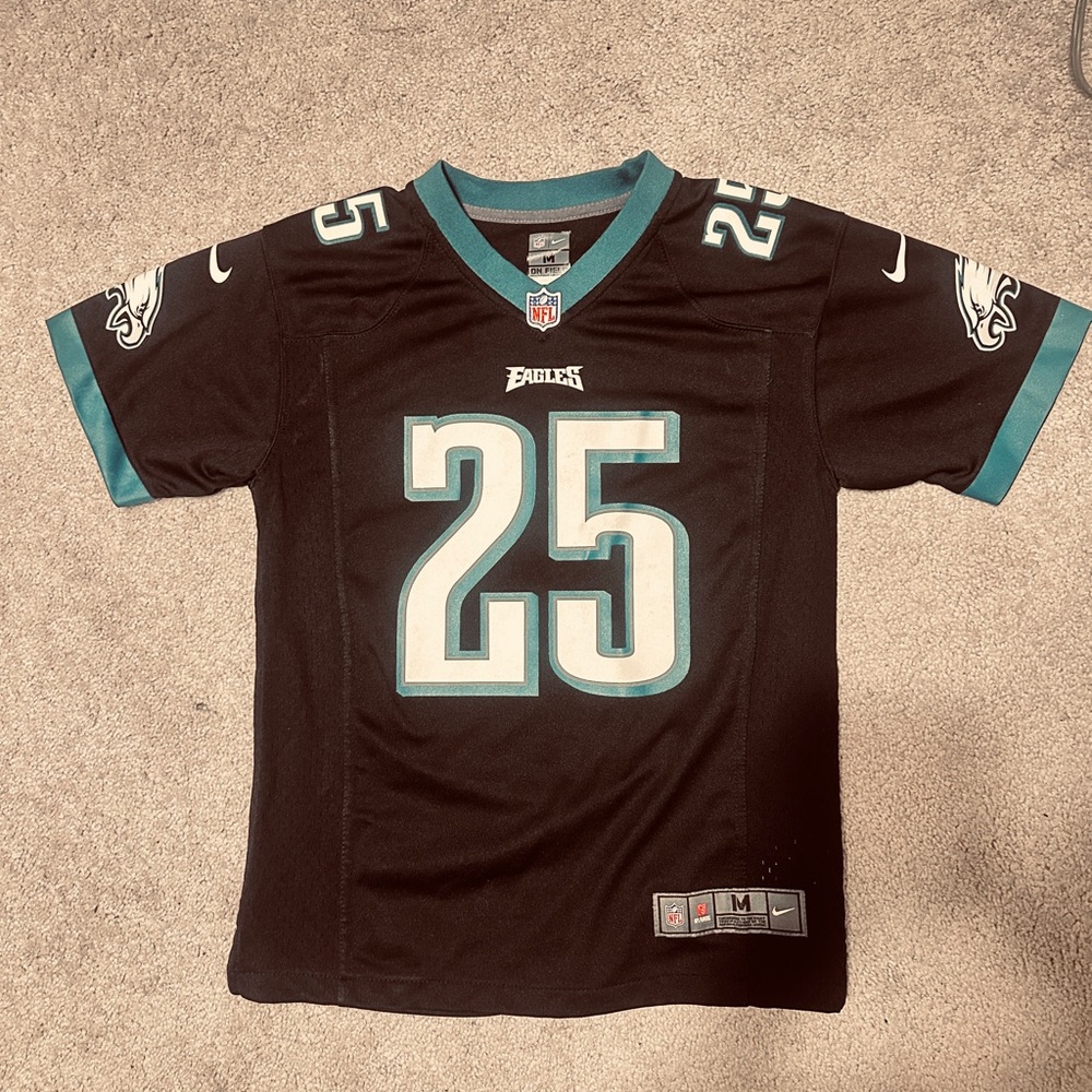 Philadelphia Eagles Jersey featuring #25, LeSean “Shady” McCoy
 
GO BIRDS!